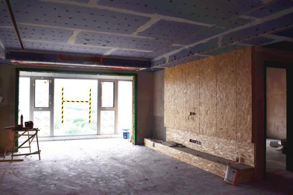 直击木工施工现场，专业的施工，才能让家更舒适！ 